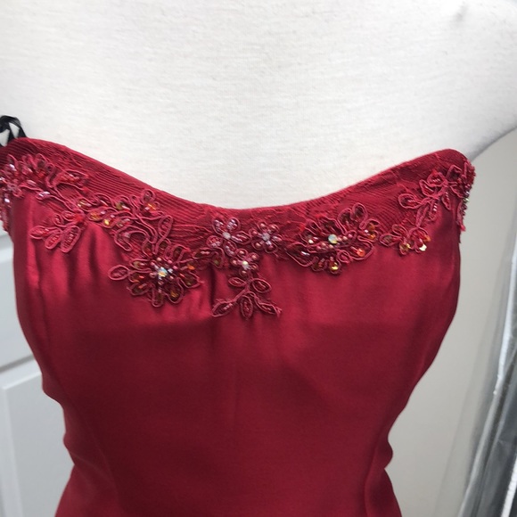 Elegant short evening dress - Picture 2 of 9